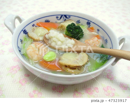 もち麦入り白湯スープ 47323917