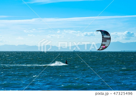 カイトサーフィン 47325496