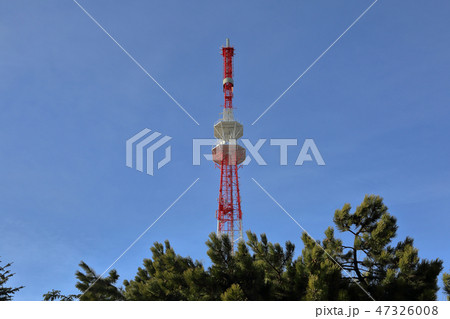 Modern cell tower 47326008