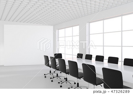 Meeting room with white bilboardom, table and chairs Meeting room with white bilboardom, table and chairs 47326289