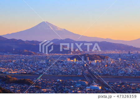 朝焼けの富士山、静岡市 朝焼けの富士山、静岡市 47326359