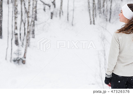 Sport woman running in winter. 47326376