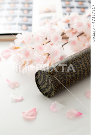 卒業証書 卒業証書 47327517