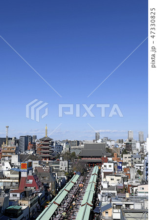 日本の東京都市景観 浅草寺などを望む。平成最後のお正月=平成31年1月2日撮影 日本の東京都市景観 浅草寺などを望む。平成最後のお正月=平成31年1月2日撮影 47330825