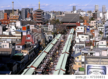 日本の東京都市景観 浅草寺などを望む。平成最後のお正月＝平成３１年１月２日撮影 47330831