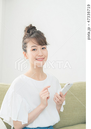 young woman 47336719