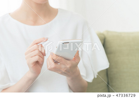 young woman young woman 47336729