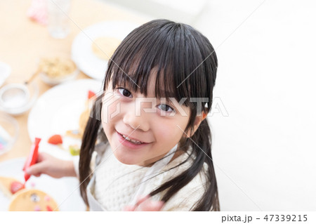 親子　ホットケーキ 47339215
