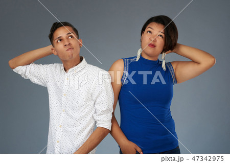 Thinking young couple 47342975