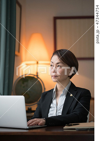 女性検事 女性検事 47344754
