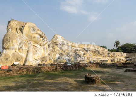 Phra Noon reclining Buddha 47346293