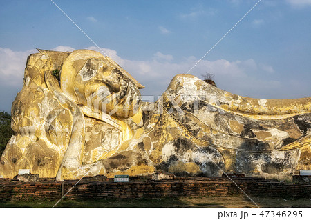 Phra Noon reclining Buddha 47346295