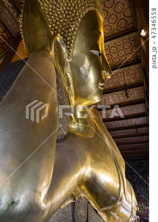 Reclining Buddha in Wat Pho Reclining Buddha in Wat Pho 47346558
