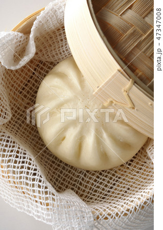 肉まんと蒸籠 肉まんと蒸籠 47347008