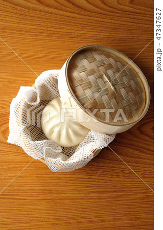 肉まんと蒸籠 肉まんと蒸籠 47347627