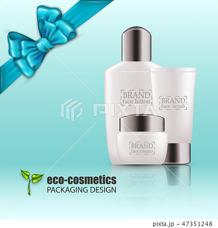 Set of realistic green glass bottles eco cosvetic 47351248