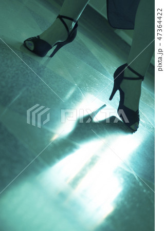 Ballroom female dancer dancing 47364422