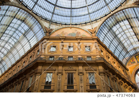 Vittorio Emanuele II Gallery. Milan, Italy Vittorio Emanuele II Gallery. Milan, Italy 47374063