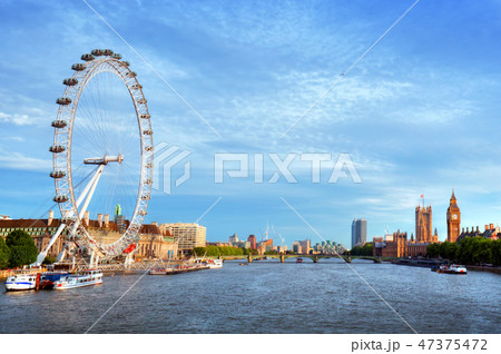 London, the UK skyline. Big Ben, London Eye and River Thames. English symbols 47375472