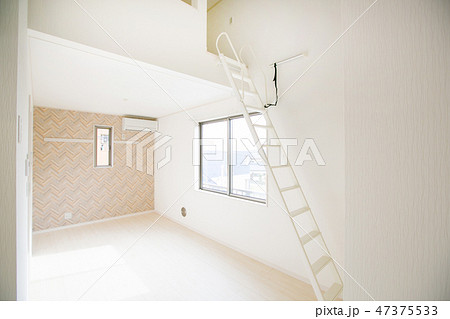 ロフト付きの部屋 47375533
