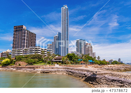 Luxury beachfront condominium buildings Luxury beachfront condominium buildings 47378672