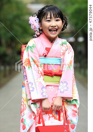 七五三詣で 47379044