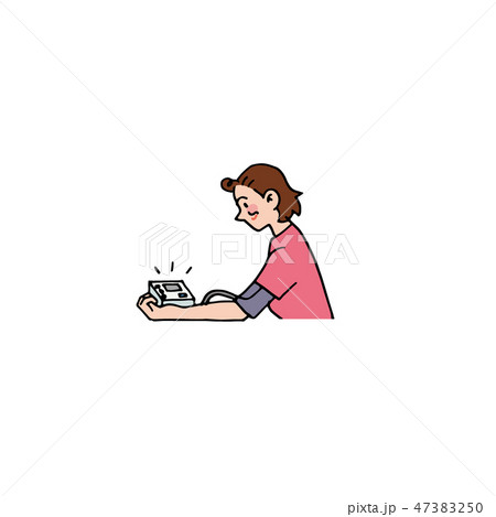 血圧を測っている奥さん 47383250