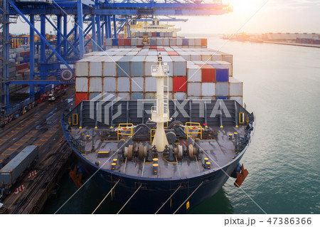 Container cargo ship 47386366