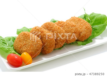 コロッケ 総菜 白背景 コロッケ 総菜 白背景 47389250