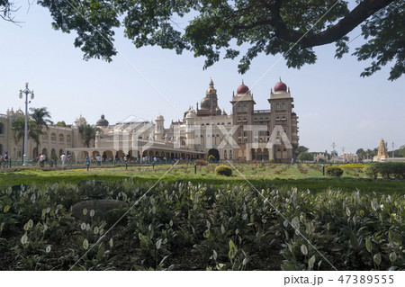 Tourist at Mysore Palace, Mysore, Karnataka, India Tourist at Mysore Palace, Mysore, Karnataka, India 47389555