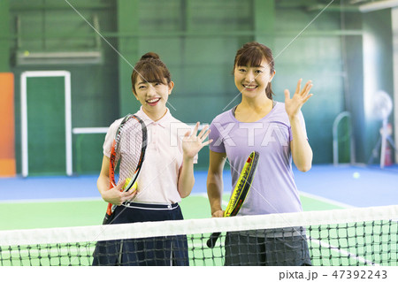 テニス、女性、テニスコート、ラケット、スクール テニス、女性、テニスコート、ラケット、スクール 47392243