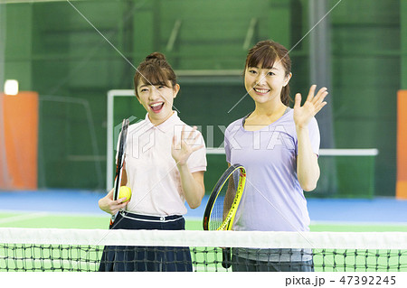 テニス、女性、テニスコート、ラケット、スクール 47392245