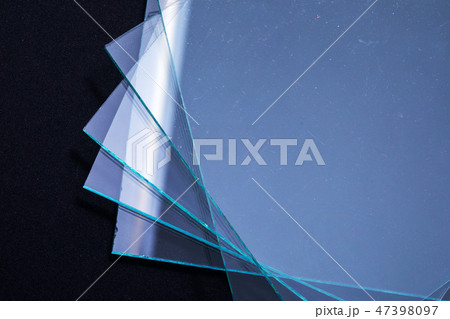 Sheets of Factory manufacturing tempered clear float glass panels cut to size Sheets of Factory manufacturing tempered clear float glass panels cut to size 47398097