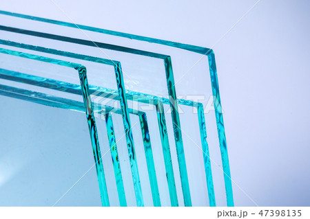 Sheets of Factory manufacturing tempered clear float glass panels cut to size Sheets of Factory manufacturing tempered clear float glass panels cut to size 47398135