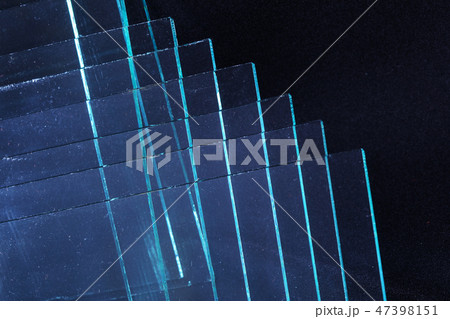 Sheets of Factory manufacturing tempered clear float glass panels cut to size Sheets of Factory manufacturing tempered clear float glass panels cut to size 47398151