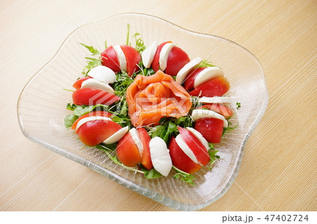 サーモンサラダ 47402724