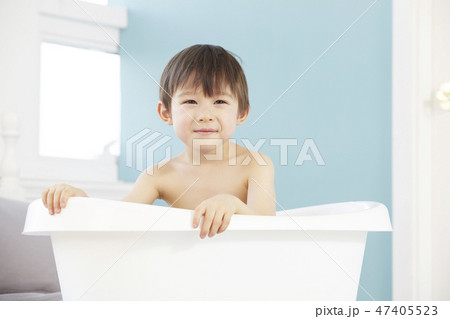 幼児 笑顔 微笑 47405523