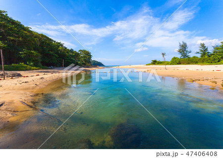 sea water in canal from the sea flow down the sea sea water in canal from the sea flow down the sea 47406408