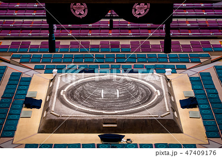 大相撲 土俵と吊り屋根 大相撲 土俵と吊り屋根 47409176