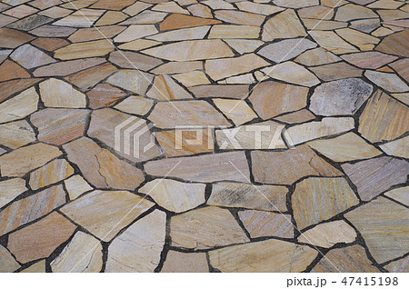 石敷きの歩道 47415198