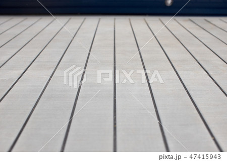 Planks on cruise ship 47415943