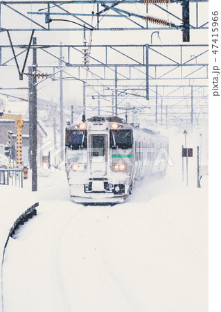 日本の 電車 地下鉄 47415966