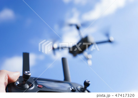 ドローン・ドローン宅配 47417320