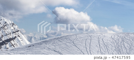 Panoramic view on off piste slope for freeriding Panoramic view on off piste slope for freeriding 47417595