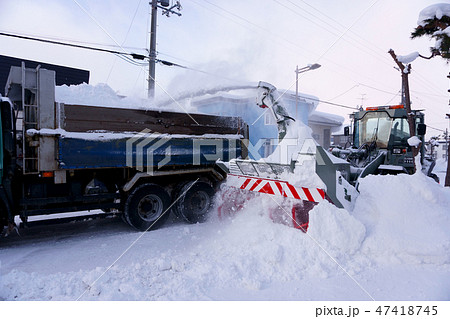 除雪作業・ロータリ除雪車 除雪作業・ロータリ除雪車 47418745