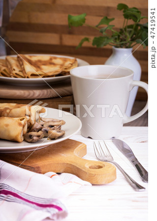 russian tradition pancakes 47419541