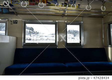 道南　いさりび鉄道　キハ４０　客席　車内　ベンチ　車窓 47428434