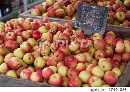 closeup of red apples stack at the market closeup of red apples stack at the market 47444083