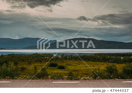 Beautiful view to the Tornetrask lake near Abisko Beautiful view to the Tornetrask lake near Abisko 47444337