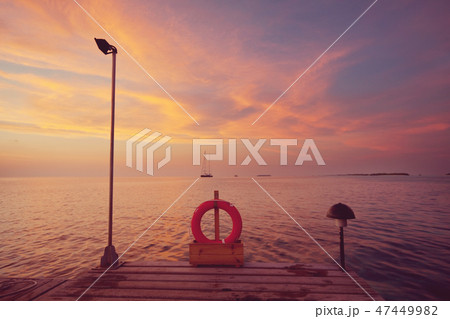 Sea sunset Sea sunset 47449982